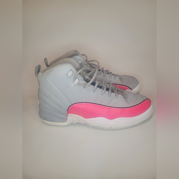 Air jordan 12 retro "racer pink" size 7y - Picture 3 of 4